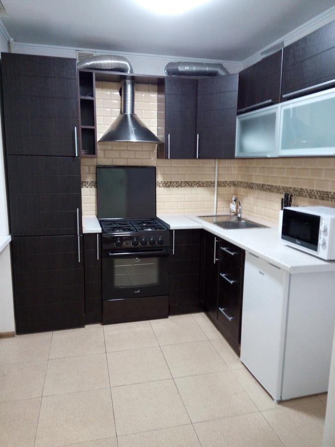 Two-Bedroom Apartment In The Center Khmelʼnytsʼkyy Dış mekan fotoğraf